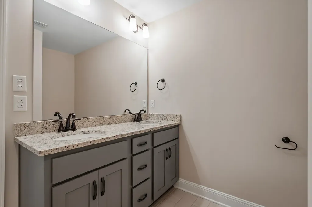 1130 Malinda Lane Greenbrier TN 37073