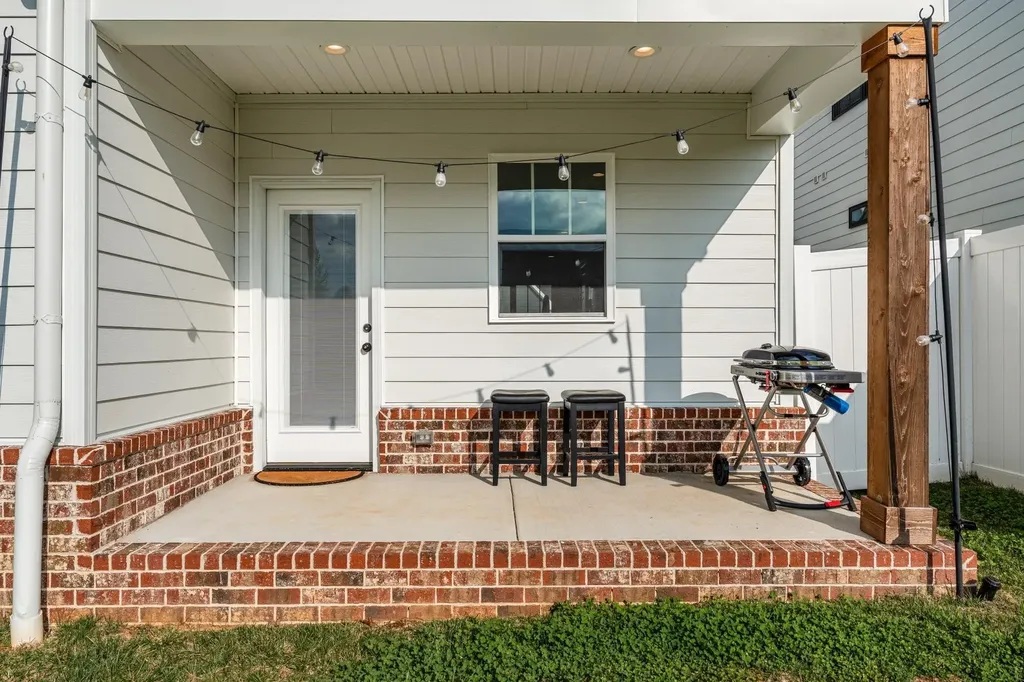 1130 Malinda Lane Greenbrier TN 37073