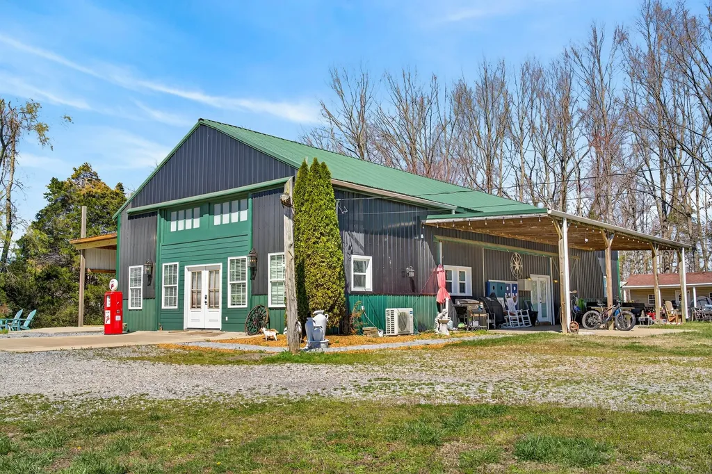 1967 Highway 52 E Portland TN 37148