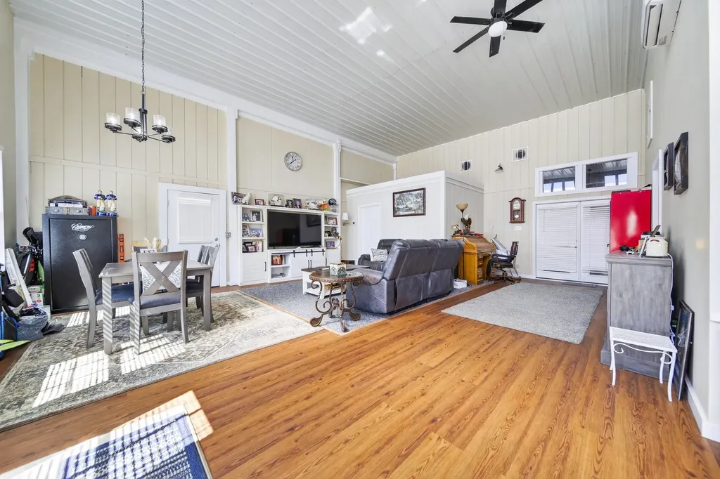 1967 Highway 52 E Portland TN 37148