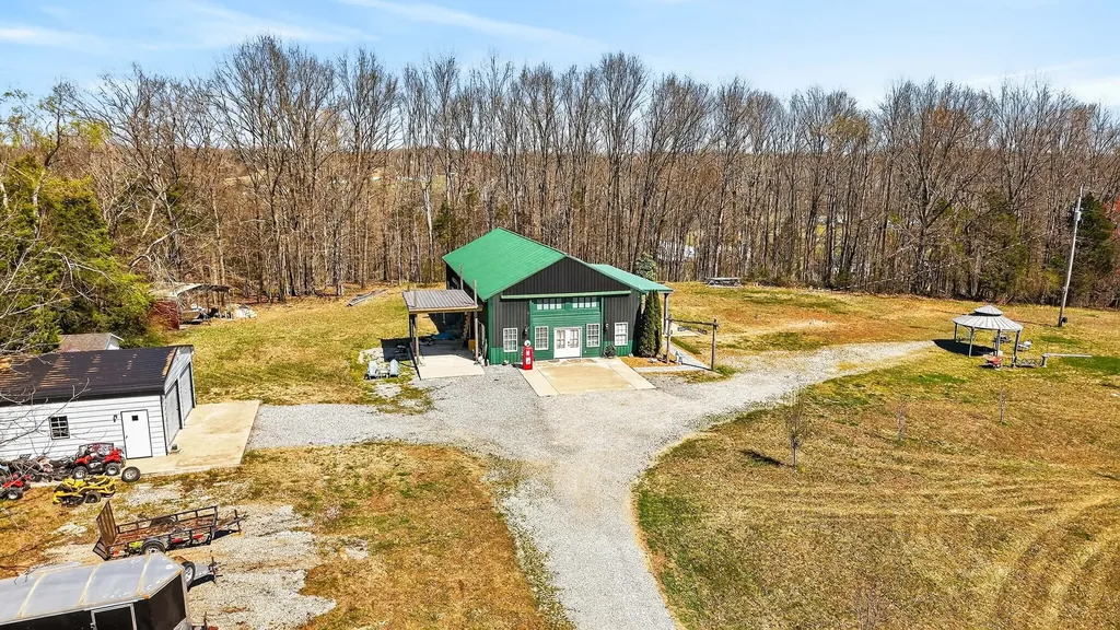 1967 Highway 52 E Portland TN 37148