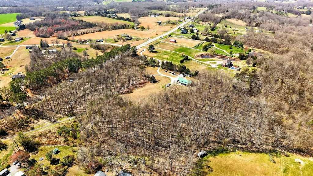 1967 Highway 52 E Portland TN 37148