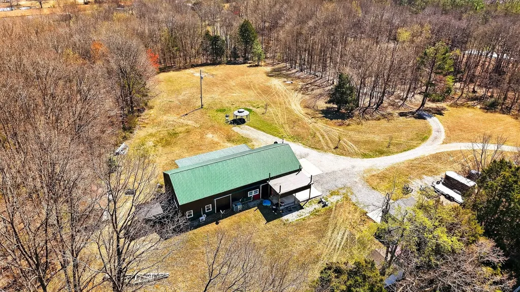 1967 Highway 52 E Portland TN 37148