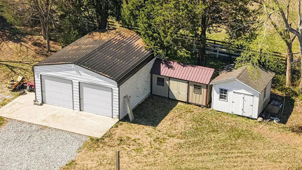 1967 Highway 52 E Portland TN 37148
