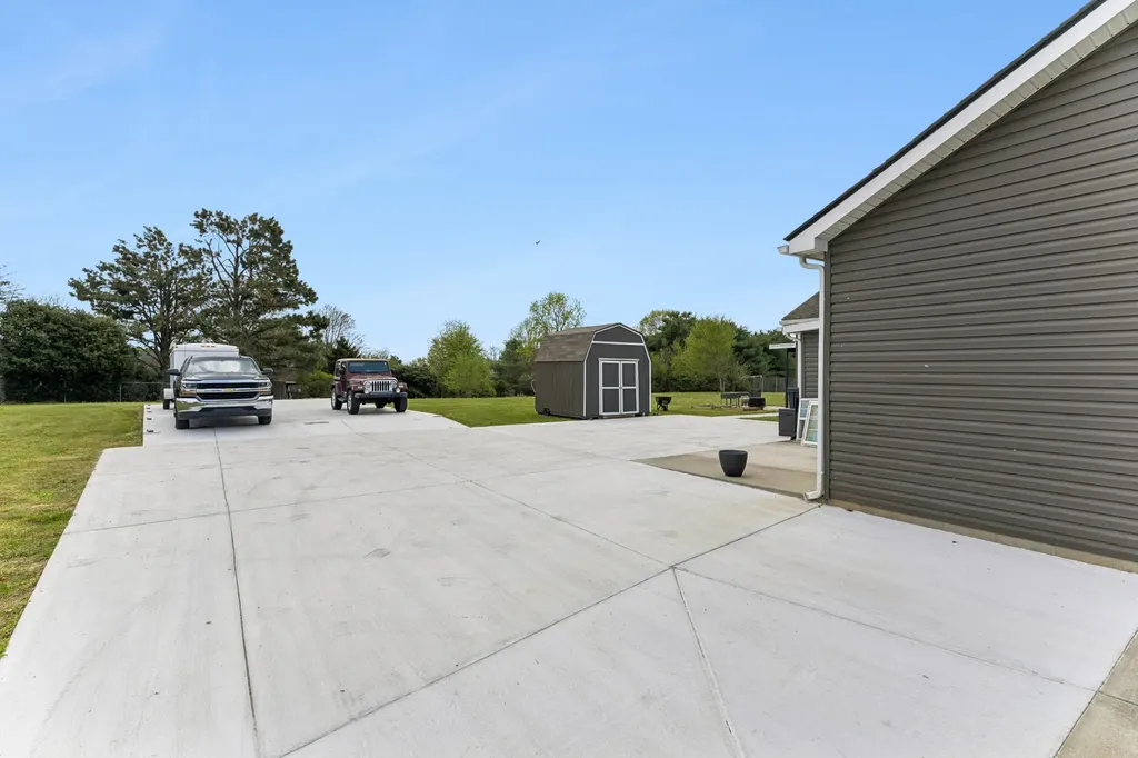 2028 Mason Lane Spring Hill TN 37174