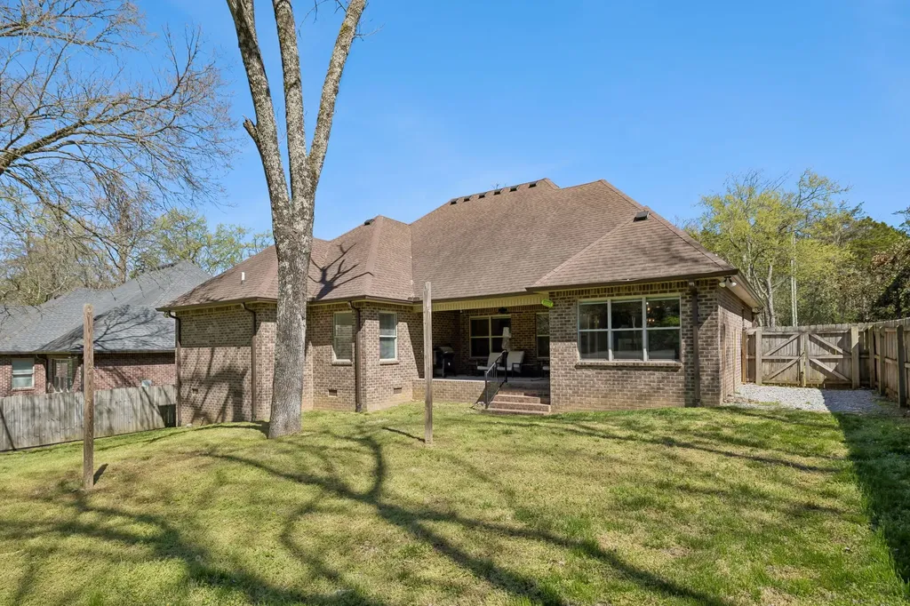 120 Rice Road Hendersonville TN 37075