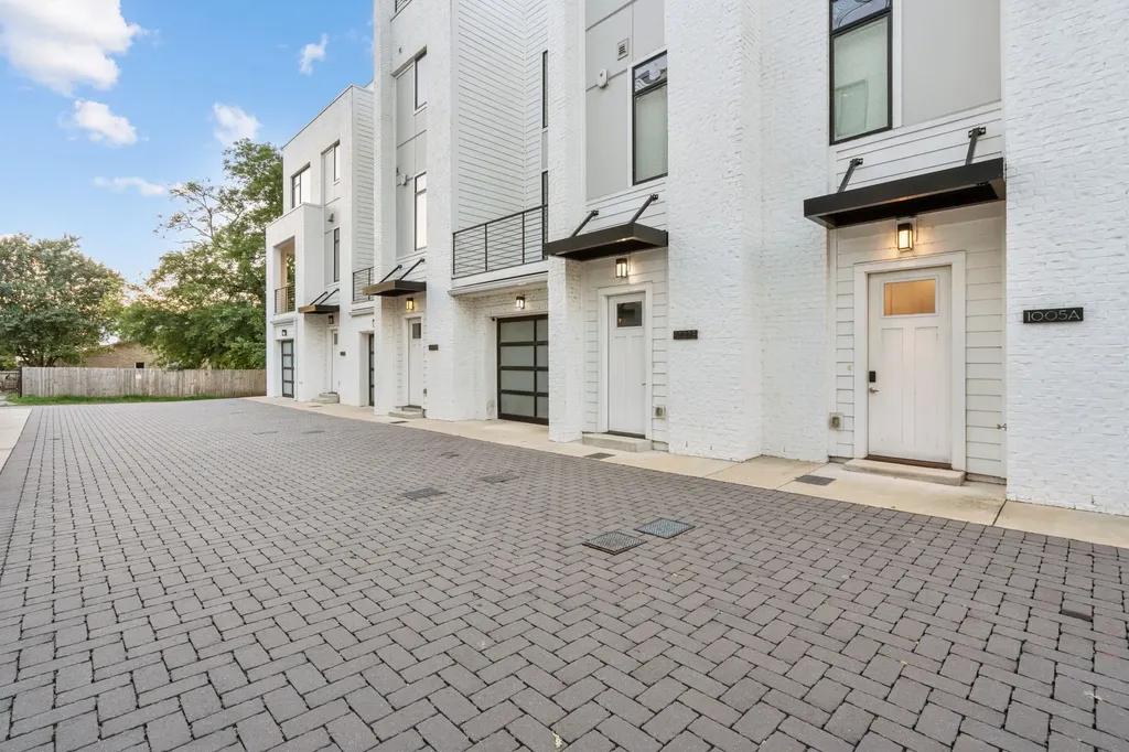 1005 12th Ave, S Nashville TN 37203