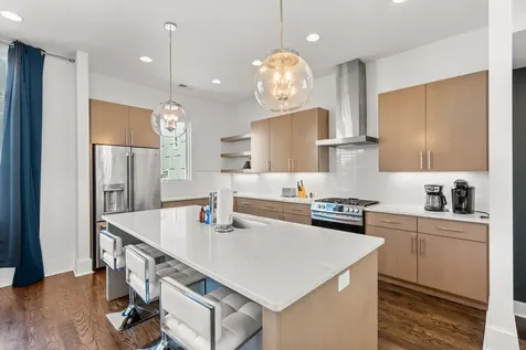 1005 12th Ave, S Nashville TN 37203
