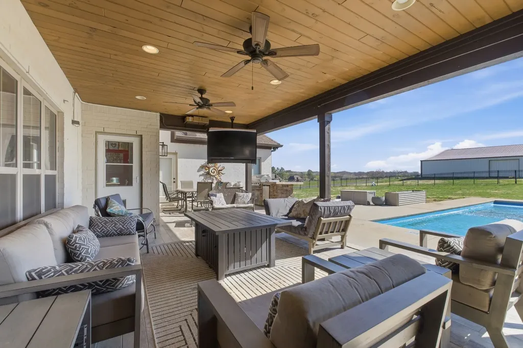 2474 Double Log Cabin Road Lebanon TN 37087