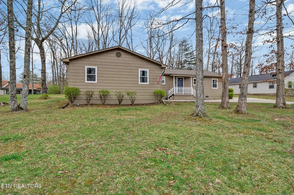 115 Eagle Lane Crossville TN 38558
