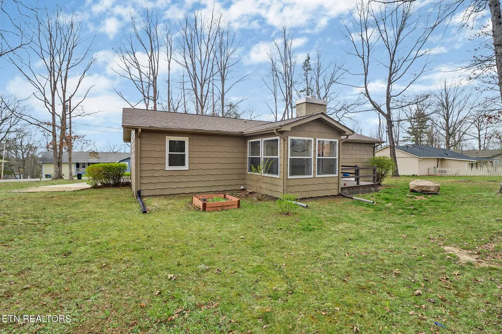 115 Eagle Lane Crossville TN 38558
