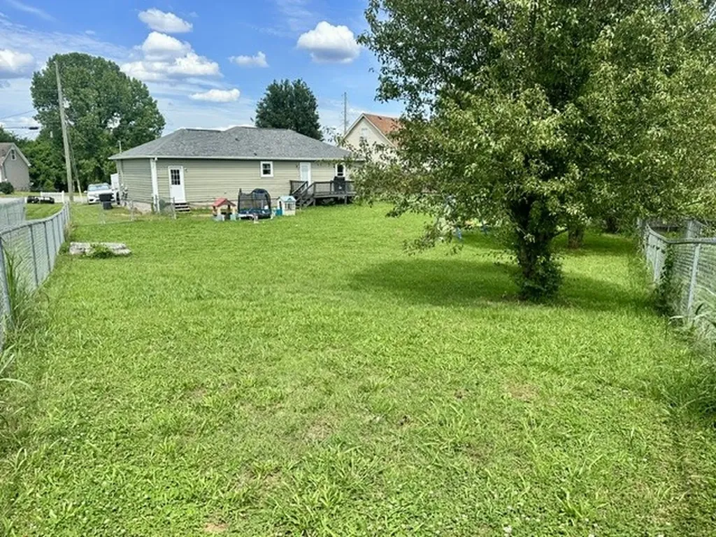 2014 Gardendale Drive Murfreesboro TN 37130