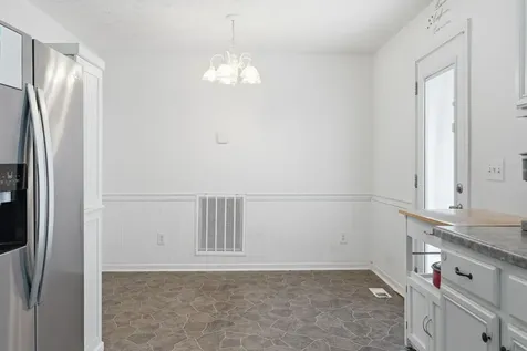 2014 Gardendale Drive Murfreesboro TN 37130