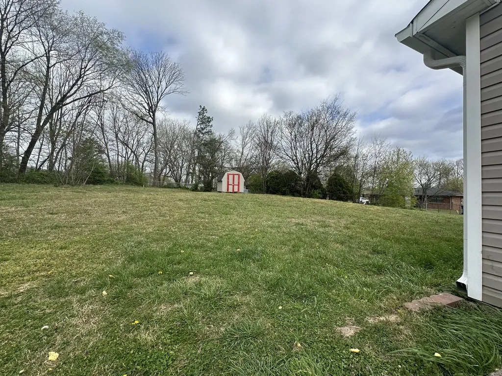 361 Dupuis Drive Clarksville TN 37042
