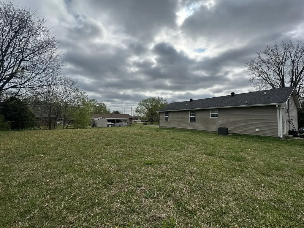 361 Dupuis Drive Clarksville TN 37042