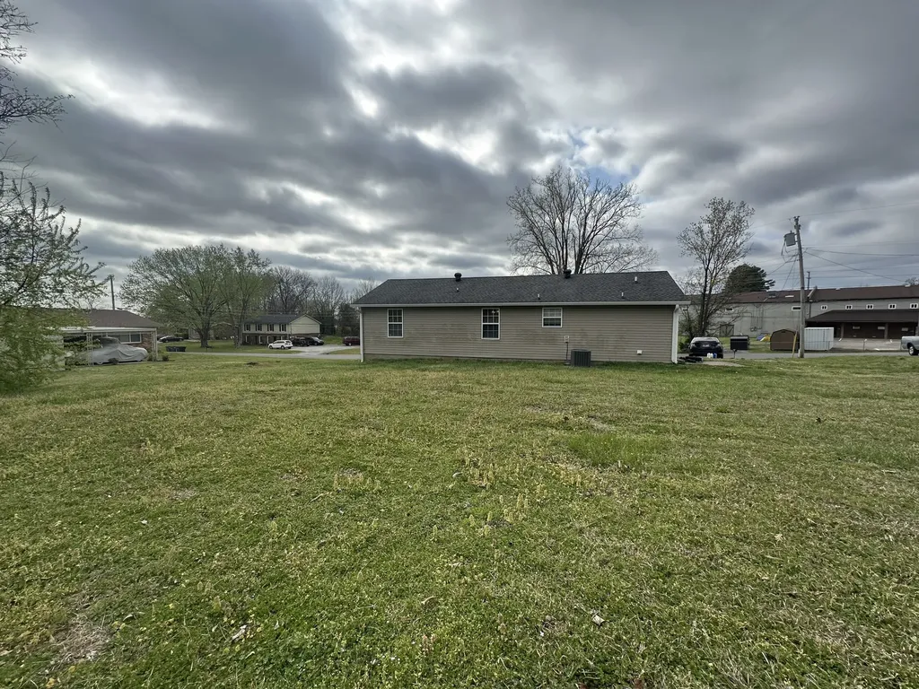 361 Dupuis Drive Clarksville TN 37042