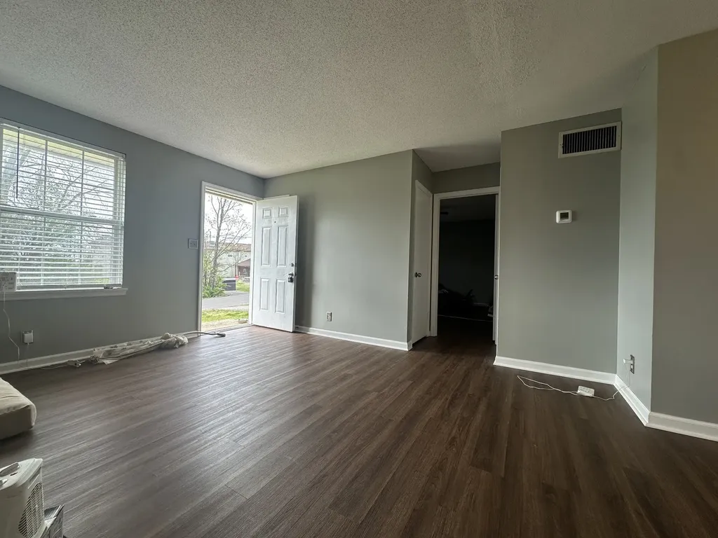361 Dupuis Drive Clarksville TN 37042