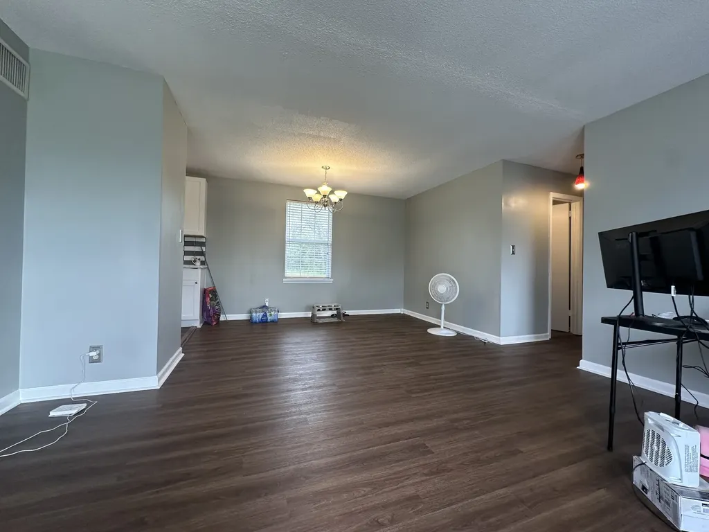 361 Dupuis Drive Clarksville TN 37042