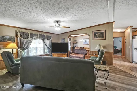1978 Oloff Smith Road Allardt TN 38504