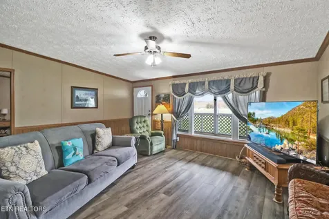 1978 Oloff Smith Road Allardt TN 38504