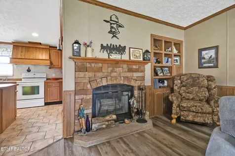 1978 Oloff Smith Road Allardt TN 38504