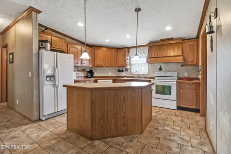 1978 Oloff Smith Road Allardt TN 38504