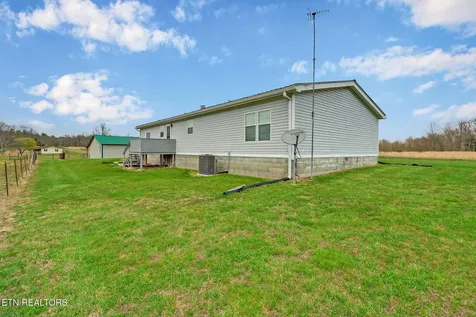 1978 Oloff Smith Road Allardt TN 38504