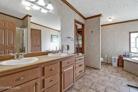 1978 Oloff Smith Road Allardt TN 38504