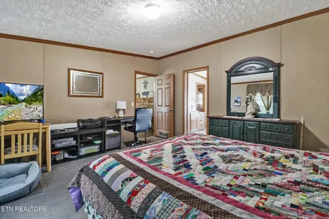 1978 Oloff Smith Road Allardt TN 38504