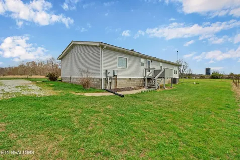 1978 Oloff Smith Road Allardt TN 38504