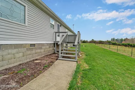 1978 Oloff Smith Road Allardt TN 38504