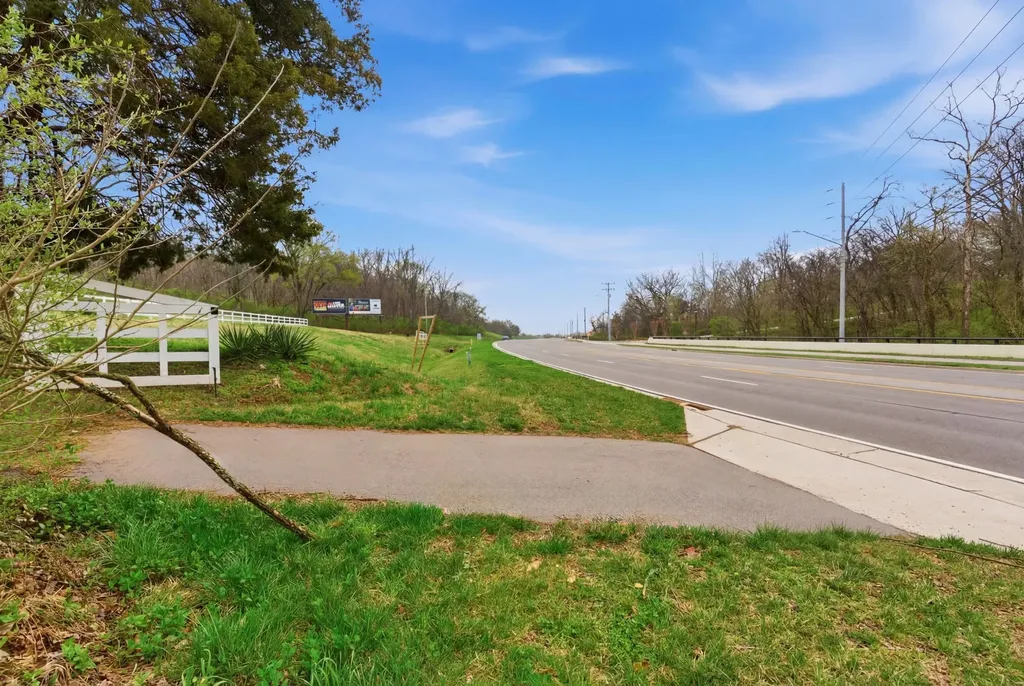 1447 Franklin Road Brentwood TN 37027