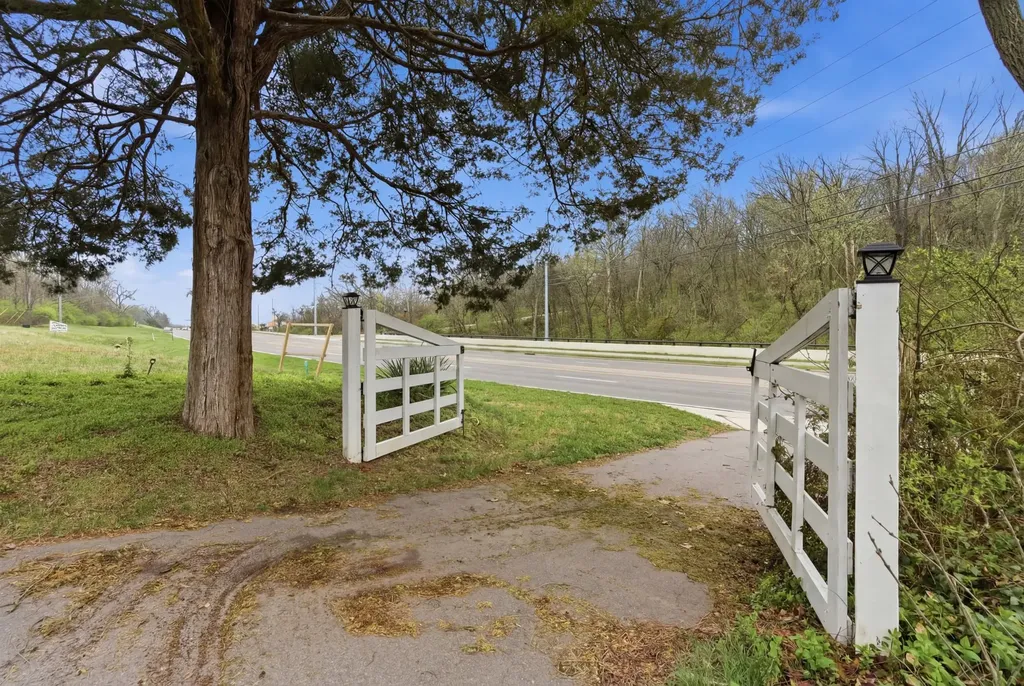 1447 Franklin Road Brentwood TN 37027