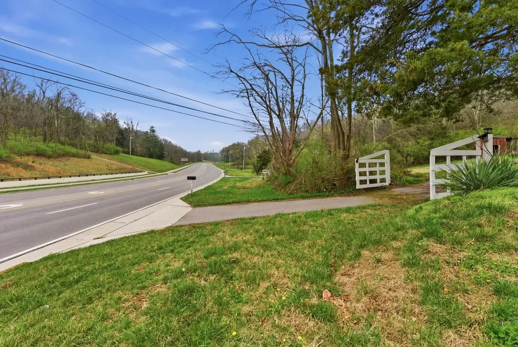 1447 Franklin Road Brentwood TN 37027
