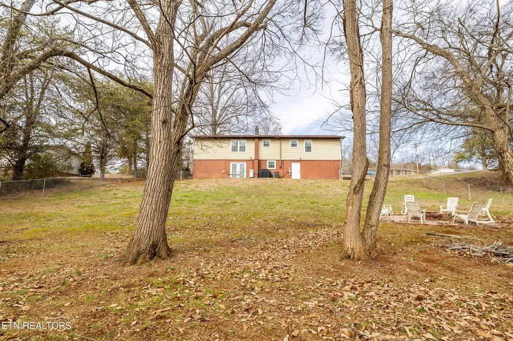 2802 Rambling Road Maryville TN 37801