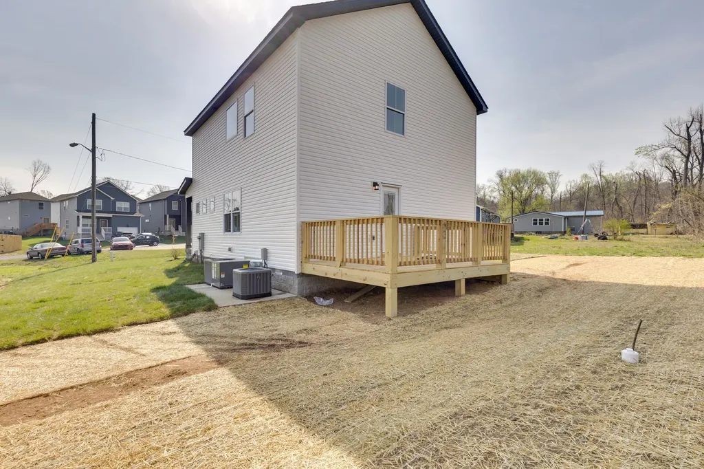 872 Dogwood Trail Clarksville TN 37042