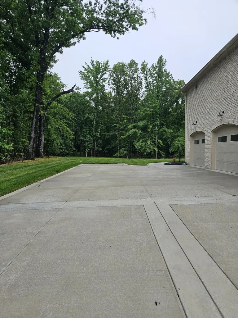 1280 Reda Drive Clarksville TN 37042
