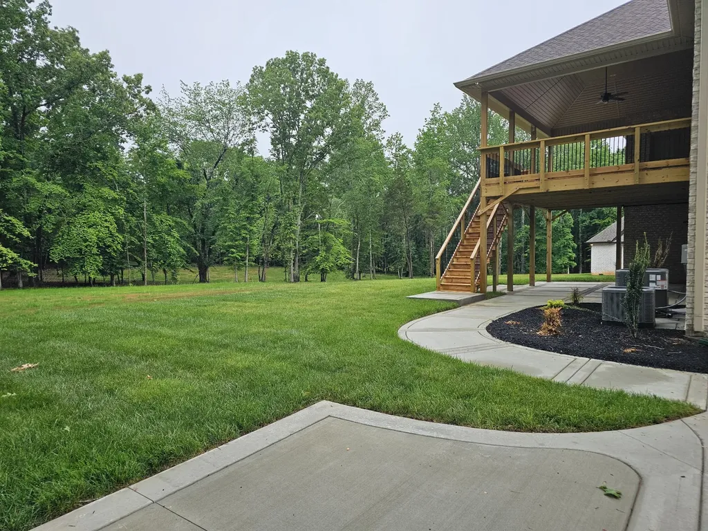 1280 Reda Drive Clarksville TN 37042