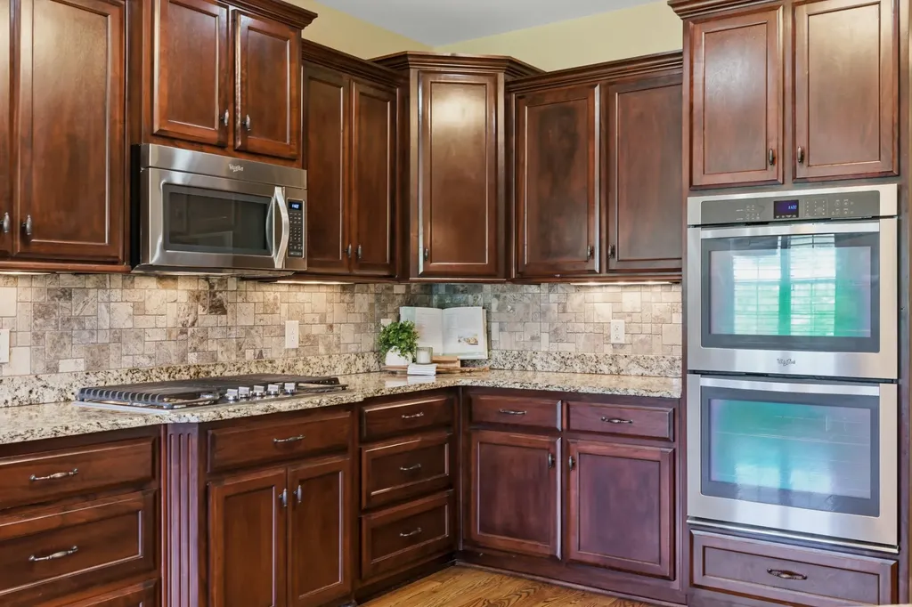 2146 Gorden Crossing Gallatin TN 37066