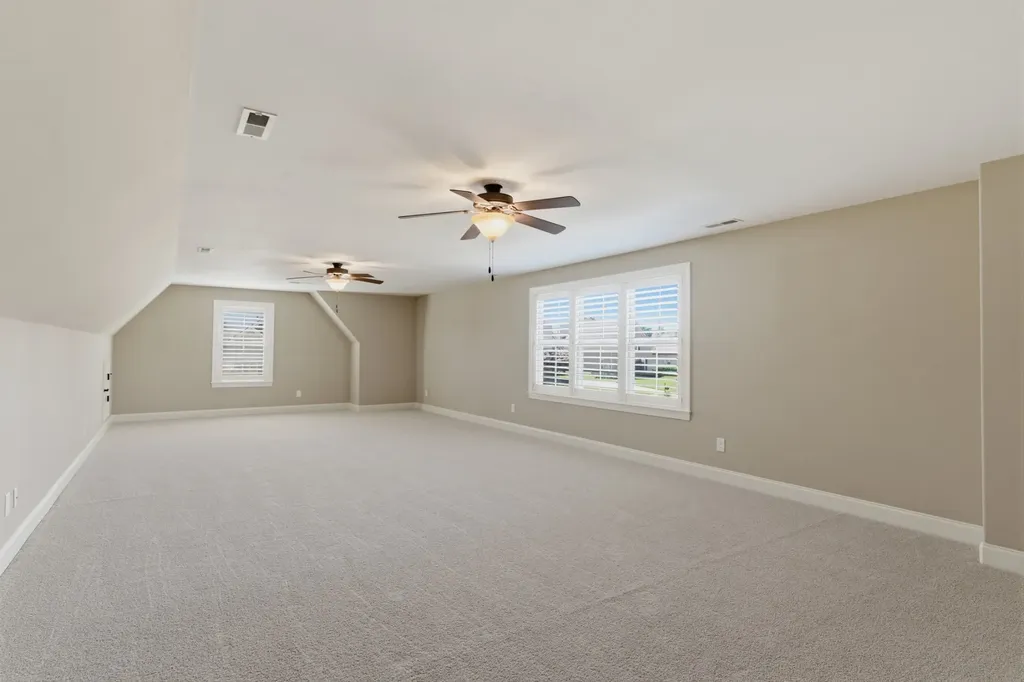 2146 Gorden Crossing Gallatin TN 37066