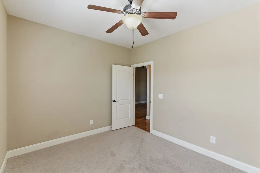 2146 Gorden Crossing Gallatin TN 37066