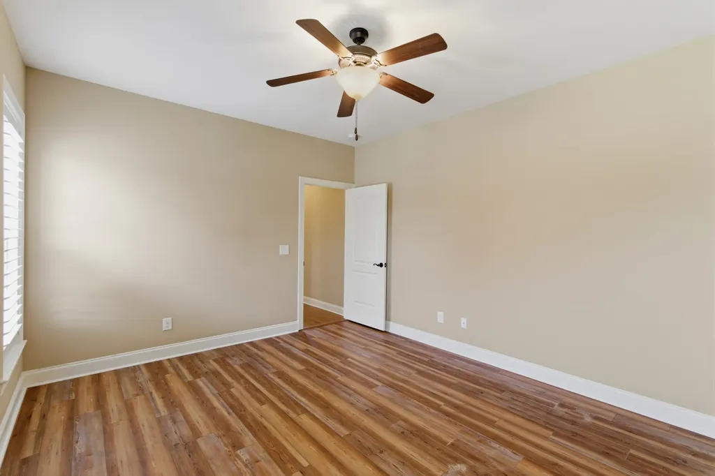 2146 Gorden Crossing Gallatin TN 37066