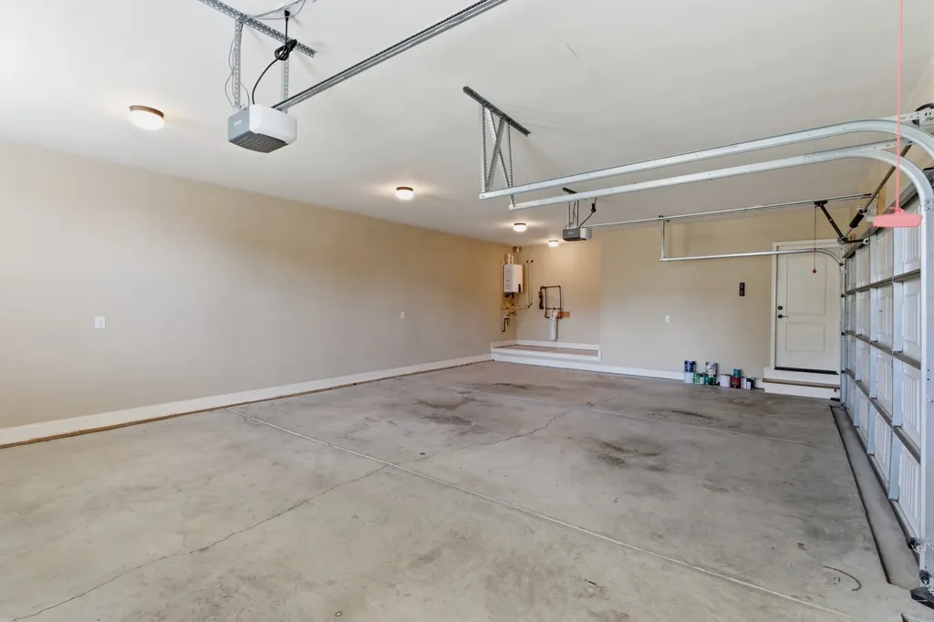 2146 Gorden Crossing Gallatin TN 37066