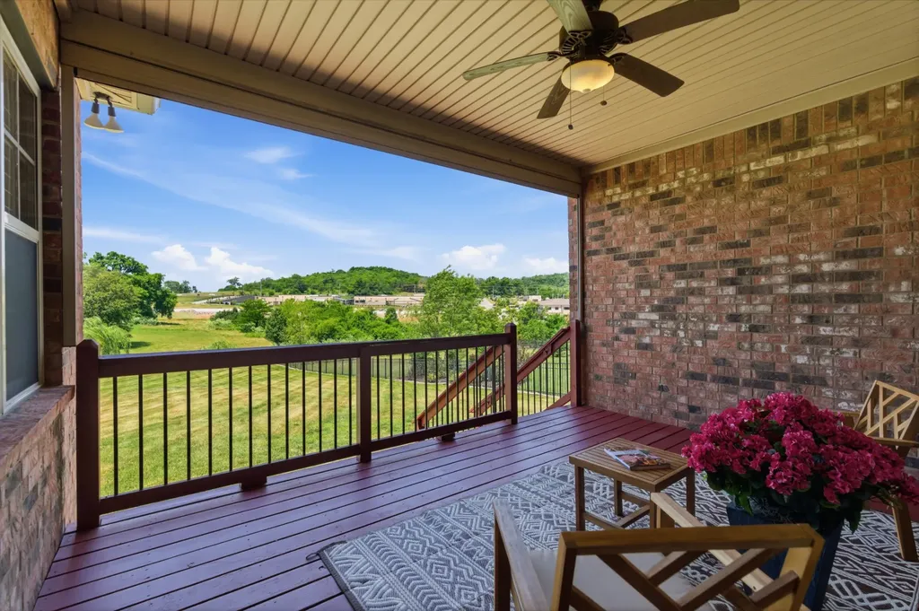 2146 Gorden Crossing Gallatin TN 37066