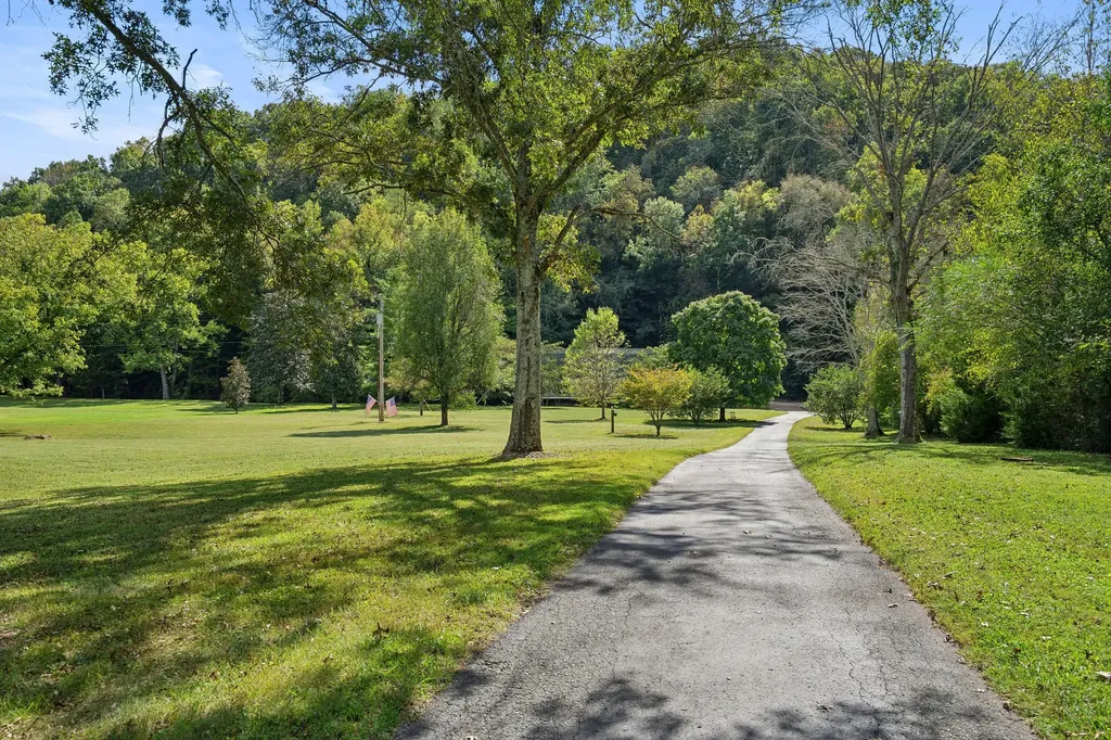 4073 New Highway 96, W Franklin TN 37064