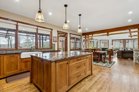 394 Myers Point Road Sewanee TN 37375
