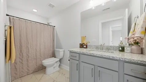 3975 Inlet Loop Chattanooga TN 37416