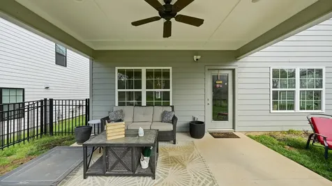 3975 Inlet Loop Chattanooga TN 37416