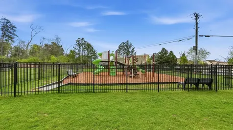 3975 Inlet Loop Chattanooga TN 37416