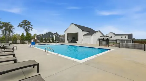 3975 Inlet Loop Chattanooga TN 37416